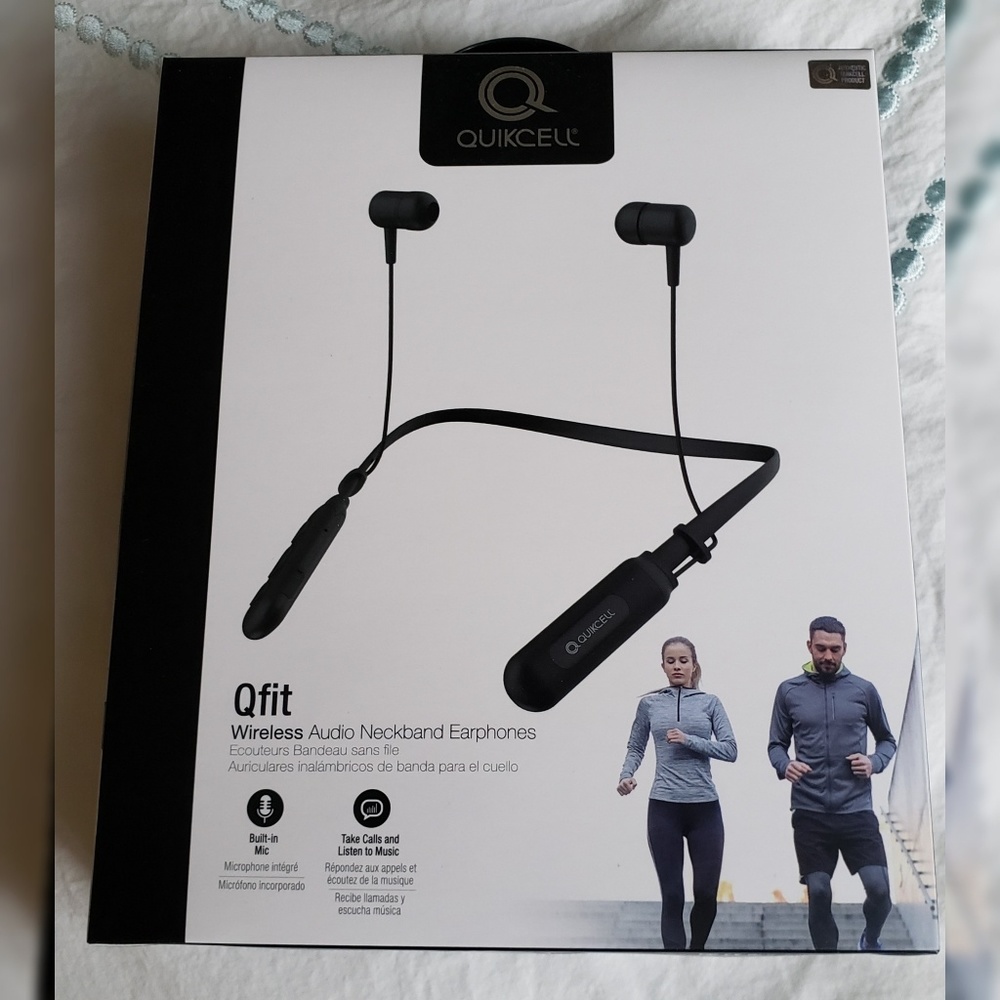 Wireless audio earphones